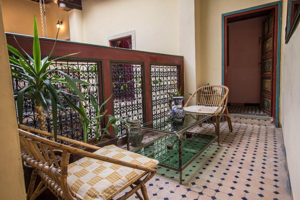 Riad La Source Bleue Fez Habitación foto